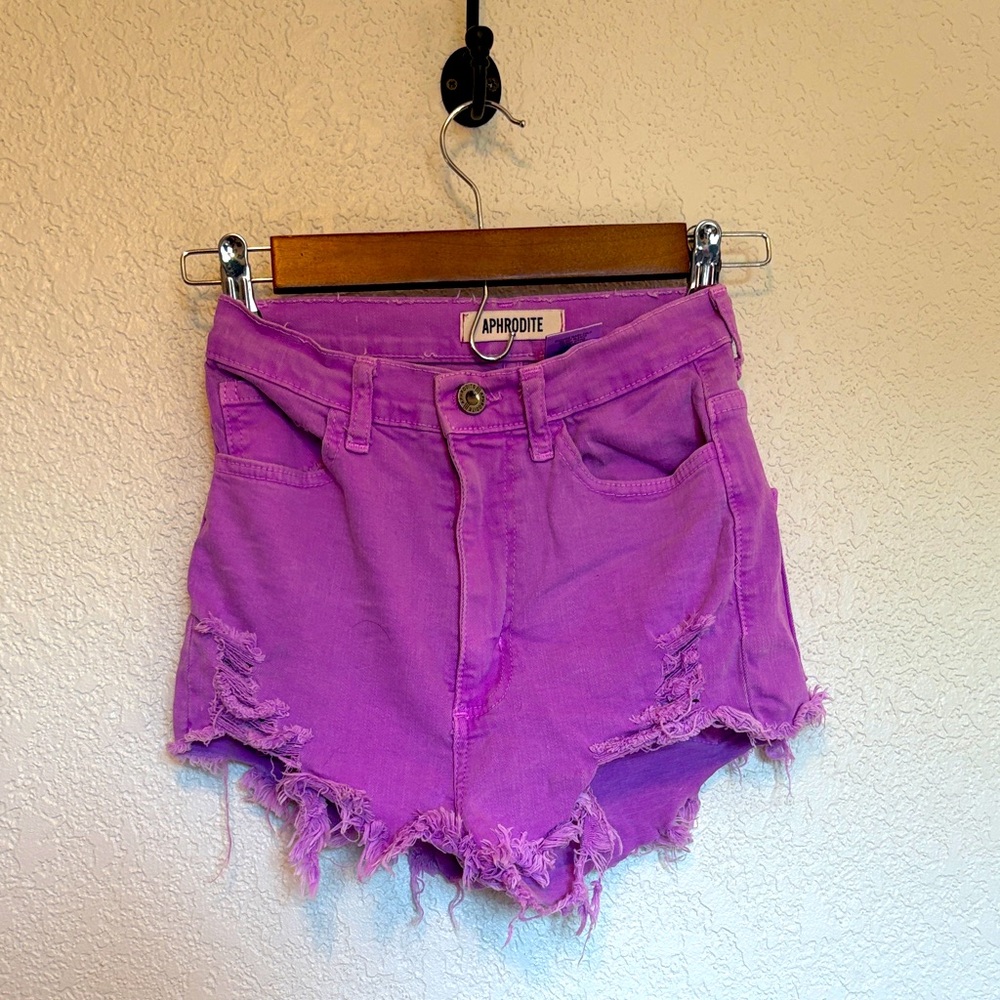 💜Aphrodite Neon Purple Daisy Duke Distressed Shorts (S)